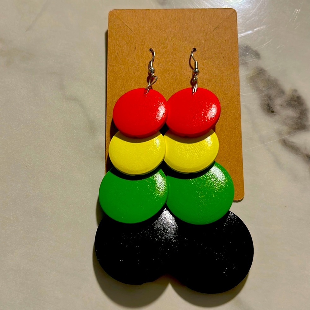 Africa Inspired Wooden 4-Tier Necklace NWOT